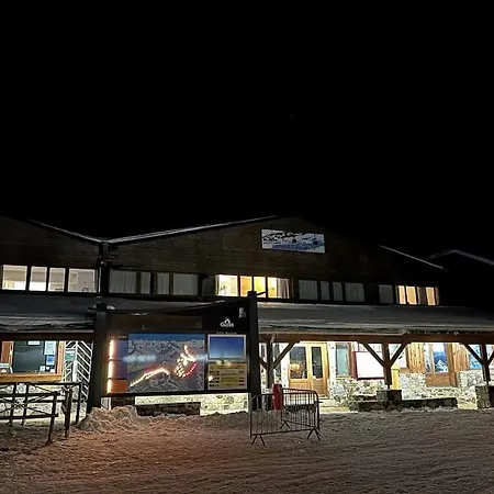 Au Pied Des Pistes * Ustou