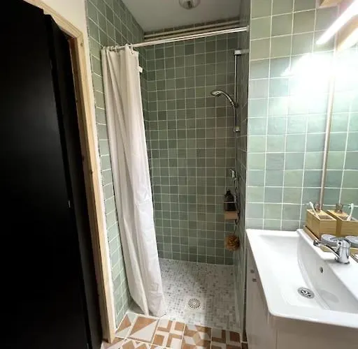 Au Pied Des Pistes * Ustou