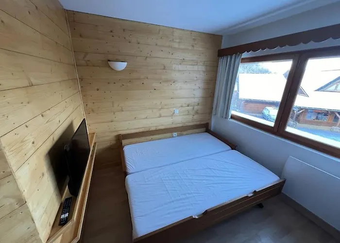 Au Pied Des Pistes Apartment Ustou